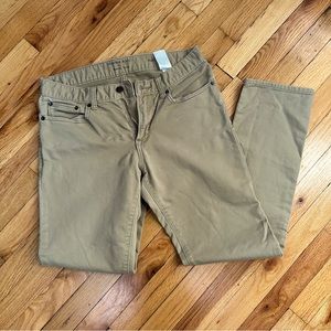 Banana Republic Traveler Pant (31/32 khaki)